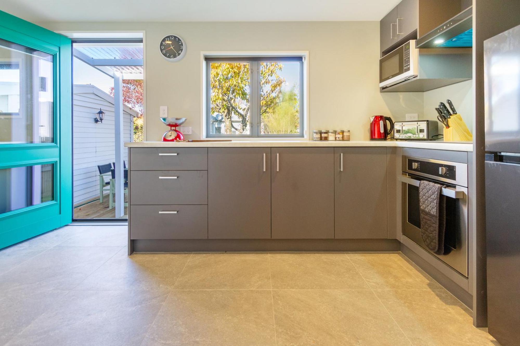 Charming 3 Bedroom Home Near Christchurch City Buitenkant foto